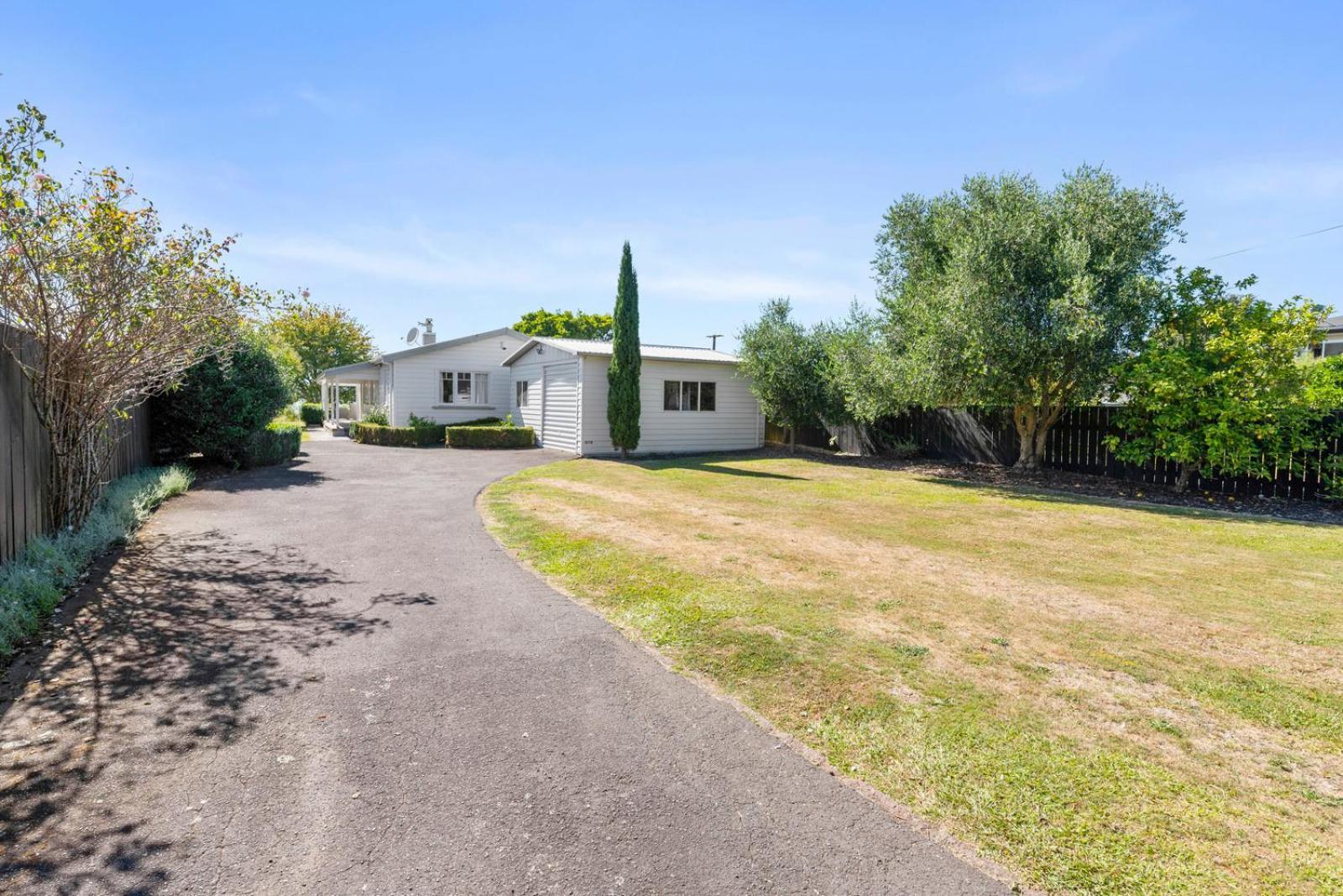 Ngongotaha Lakeside Home Rotorua Exterior photo